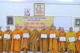 "Quỹ "Pháp học Khất sĩ" trao học bổng đến Tăng sinh hệ phái 