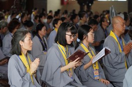 Hơn 1.000 Phật tử tham dự Khóa tu "Một ngày an lạc" được tổ chức ở Cơ sở II - Học viện Phật giáo VN tại TP.HCM