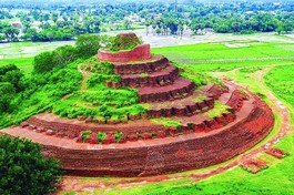 Bảo tháp Kesariya, hay còn gọi là Tejpur Deora, tọa lạc tại bang Bihar, Ấn Độ