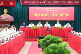 Thường trực Thành ủy TP.HCM chủ trì Hội nghị Thành ủy TP.HCM lần thứ 4, ngày 15-9-2025 - Ảnh: Hữu Hạnh