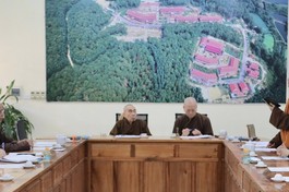 Quang cảnh phiên họp Hội đồng Điều hành Học viện Phật giáo VN tại Huế