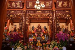 Ngôi Tổ đường chùa Đông Chấn