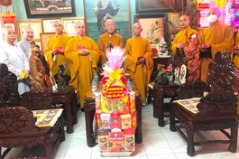 Khánh tuế Hòa thượng Thích Như Niệm, Ủy viên Thường trực Hội đồng Chứng minh tại chùa Pháp Hoa - Ảnh: Minh Phước