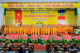 Tân Ban Trị sự GHPGVN tỉnh Vĩnh Long ra mắt tại Đại hội - Ảnh: Tâm Quý/BGN