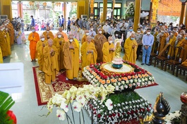 Ban Trị sự GHPGVN quận 4 tổ chức Đại lễ Phật đản
