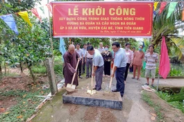 Khởi công xây dựng công trình cầu và đường Bà Đuân, ấp 3, xã An Hữu, huyện Cái Bè