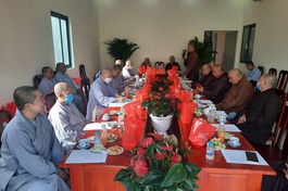 Thượng tọa Thích Hoằng Ninh, Trưởng ban Trị sự Phật giáo quận 7 triển khai công tác Phật sự 