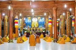 Chư Tăng huyện Nhà Bè bố-tát định kỳ trong mùa An cư kiết hạ Phật lịch 2566