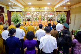 Lễ cầu siêu đồng bào tử vong và cán bộ, chiến sĩ hy sinh trong đại dịch Covid-19 tại tổ đình Linh Sơn