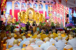 Pháp hội kỳ phước phổ độ Vạn Nhân Duyên diễn ra từ ngày 1-11 đến 9-11 tại Hội quán Nghĩa An