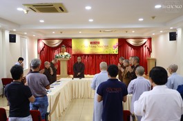 Quang cảnh buổi họp mặt đầu năm của Câu lạc bộ Phóng viên - Cộng tác viên Báo Giác Ngộ vào chiều 1-3 - Ảnh: Thịnh Lã