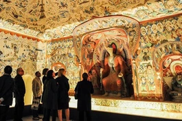 Hang Mạc Cao được phục dựng bằng công nghệ 3D trong một triển lãm tại Los Angeles, Hoa Kỳ