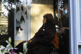 [Video] Tăng Ni, Phật tử chúc Tết Thiền sư Thích Nhất Hạnh tại chùa Từ Hiếu, cố đô Huế