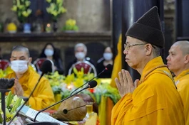 Hòa thượng Thích Thanh Quyết chủ trì lễ kỳ an tại chùa Phúc Khánh - Ảnh: Zing.vn