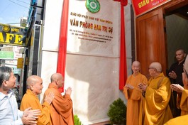 Khai trương văn phòng Ban Trị sự GHPGVN quận 3 - Ảnh: Đăng Huy