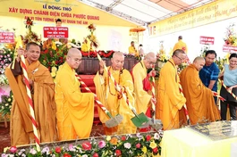 Nghi thức động thổ và đặt đá xây dựng chánh điện chùa Phước Quang - Ảnh: L.Đ