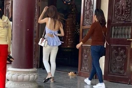 Từ 1-6: Ăn mặc hở hang, phản cảm tại lễ hội bị phạt nặng