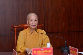 Trưởng lão Hòa thượng Thích Trí Quảng chủ trì phiên họp