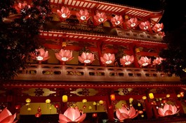 Muôn vẻ đẹp trang trí kính mừng Phật đản tại TP.HCM