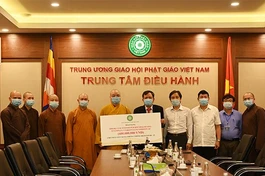 Hà Nội: GHPGVN trao tặng 2.000 bộ kít thử Covid-19 cho Nepal