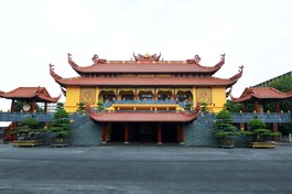 Việt Nam Quốc Tự - Trung tâm hành chánh, văn hóa và tâm linh của Phật giáo TP.HCM - Ảnh: H.Đ