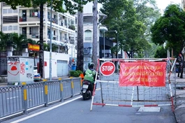 TP.HCM tiếp tục thực hiện giãn cách theo Chỉ thị 16 thêm 8 ngày - Ảnh: Bảo Toàn/BGN