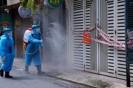 Khử khuẩn địa điểm cách ly y tế tại nhà