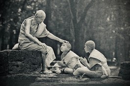 Giới luật là mạng mạch của Phật pháp