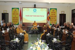 Phiên họp thống nhất giới thiệu nhân sự chủ chốt của toàn Ban Trị sự GHPGVN tỉnh Thừa Thiên Huế với sự tham dự của Hòa thượng Thích Giác Quang - Phó Thư ký Hội đồng Chứng minh và chư vị giáo phẩm chứng minh Ban Trị sự tỉnh sáng 11-9-2022