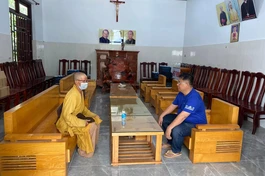 Người giả dạng “thầy chùa vào nhà thờ xin theo đạo” là đối tượng đang bị truy nã hình sự