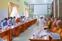 Quang cảnh hội nghị Ban Thường trực Ban Trị sự GHPGVN tỉnh Đồng Nai với các cơ quan chức năng sáng 26-10-2022