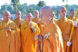 [TRỰC TUYẾN] Đức Quyền Pháp chủ GHPGVN chia sẻ kinh nghiệm tu tập với các Tăng Ni trẻ