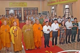 Thành kính thắp hương tưởng niệm, tri ân Đức vua - Phật hoàng Trần Nhân Tông