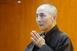 [TRỰC TUYẾN] Hòa thượng Thích Giác Như: "Niệm Phật A Di Đà để cầu vãng sinh Tịnh độ"