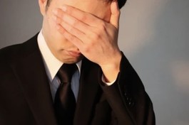 Buôn chuyện nơi công sở - Ảnh minh họa