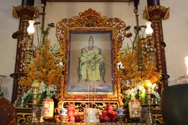 Hương án Đức Đại lão Hòa thượng Thích Tịnh Khiết tôn thiết tại chùa Từ Đàm - Ảnh: Quảng Điền/BGN