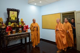 [Video] Xúc động thăm lại liêu phòng của Đại lão Hòa thượng Thích Tịnh Khiết tại tổ đình Ấn Quang