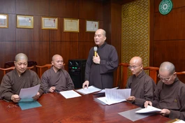 Thượng Thích Truyền Cường phát biểu trong buổi họp của Ban Kinh tế - Tài chính GHPGVN TP.HCM - Ảnh: Bảo Toàn/BGN