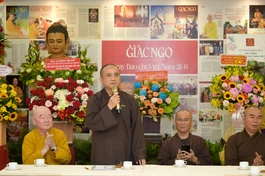 Thượng tọa Thích Tâm Hải, Tổng Biên tập Báo Giác Ngộ phát biểu trong họp mặt kỷ niệm Ngày Báo chí Cách mạng Việt Nam 21-6-2023 tại trụ sở tòa soạn Báo Giác Ngộ - Ảnh: Quảng Đạo