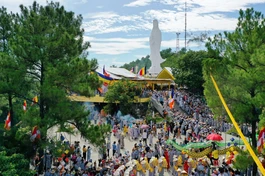 Khai mạc lễ hội Quán Thế Âm năm 2023 tại Trung tâm Du lịch tâm linh Phật giáo Quán Thế Âm - núi Tứ Tượng