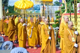 [Video] Trang nghiêm khai mạc Đại giới đàn Huệ Đăng tại tổ đình Vĩnh Tràng (tỉnh Tiền Giang)