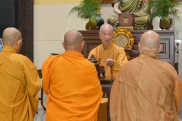 [Video] Đức Pháp chủ GHPGVN huấn thị về Phật giáo Cà Mau: Lấy lập trường Giáo hội để xử lý