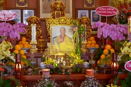 Di ảnh Trưởng lão Hòa thượng Thích Minh Cảnh tại Tổ đường tu viện Huệ Quang