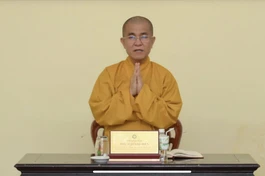 Thượng tọa Thích Quảng Hiền chủ trì buổi họp của Ban Thường trực Ban Trị sự GHPGVN tỉnh