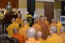 Sáng 29-1, chư tôn đức Tăng Ni lãnh đạo Ban Trị sự các tỉnh Bà Rịa - Vũng Tàu, Đồng Nai, Bình Dương, Long An, Đồng Tháp, Tiền Giang, Hậu Giang... đã đến khánh tuế, nhận lời huấn thị của Đức Pháp chủ GHPGVN - Ảnh: Bảo Toàn/BGN