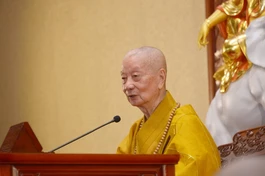 [Video] Đức Pháp chủ GHPGVN khai thị đầu Xuân Giáp Thìn - 2024