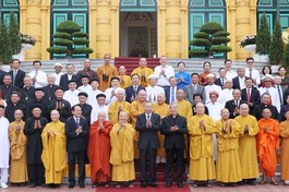 Chủ tịch nước Tô Lâm gặp gỡ các chức sắc tôn giáo - Ảnh: TTXVN