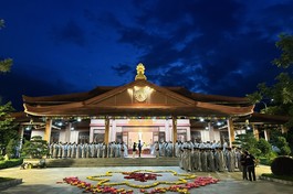 Hội trại mùa thu "Vườn ươm thiện nhân" tại Đại tùng lâm Hoa Sen