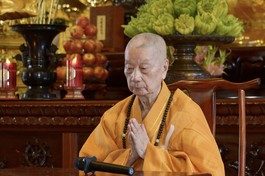 [Video] Đức Pháp chủ GHPGVN giáo giới Tăng Ni sau Lễ Tự tứ kết thúc mùa An cư Phật lịch 2568