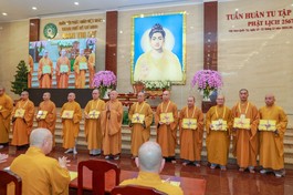 Ban Thường trực Ban Trị sự GHPGVN TP.HCM sẽ cấp Giấy chứng nhận đến chư Tăng Ni tham dự 
